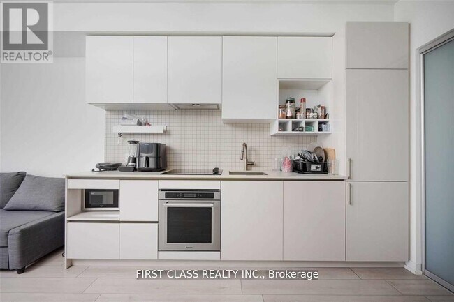 Photo - 950 Portage Pkwy Unit 3703