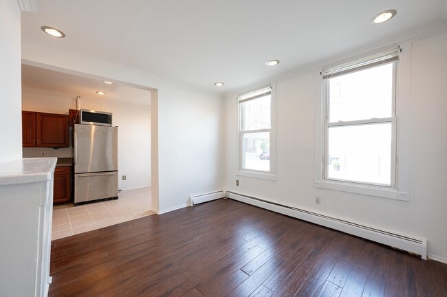 Photo - 48 Ravine Ave Unit 1