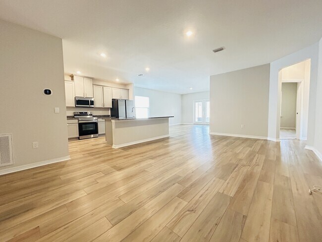 Photo - 6230 Forest Pines Dr