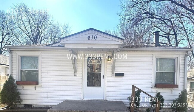 Building Photo - 610 C. Street- Rental
