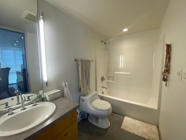 Photo - $2,400 | 1 Bedroom, 2 Bathroom Luxury Cond... Unit 709