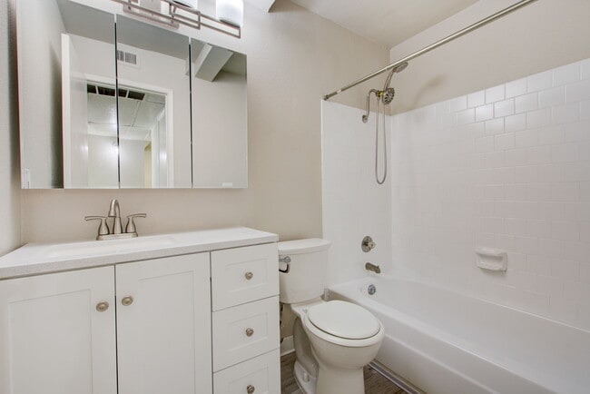 Bathroom/Shower