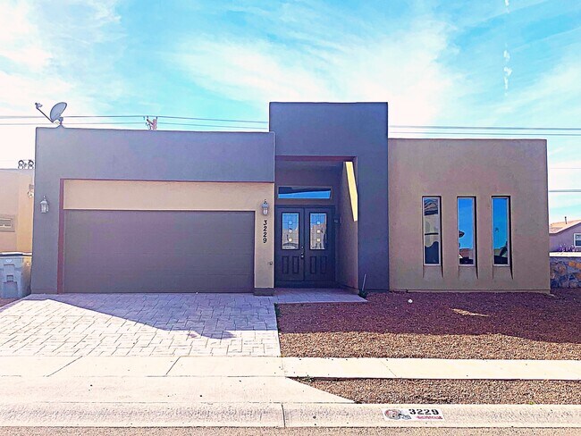 Stunning 4 bedroom, 2.5 bath home in East ... - Stunning 4 bedroom, 2.5 bath home in East ...