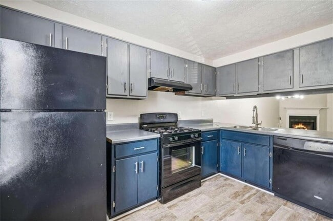 Photo - 6458 Bedford Ln