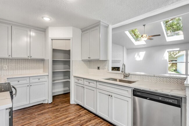 Photo - 23118 Whispering Willow Dr