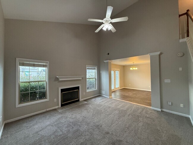 Photo - 568 Wellington Gardens Dr