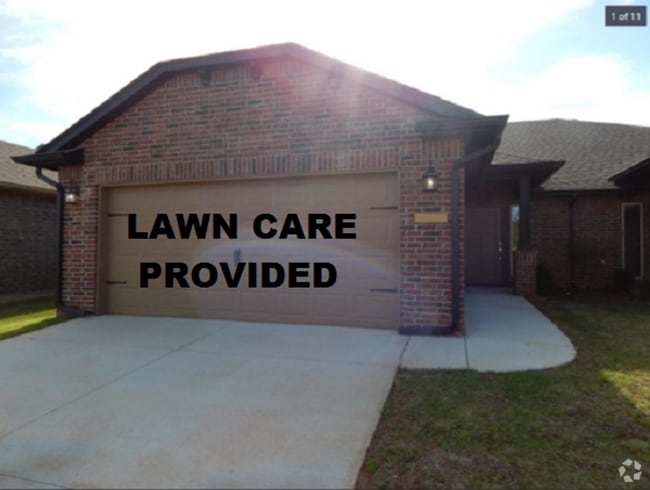 Building Photo - TAKE A LOOK AT YOUR NEW HOME!