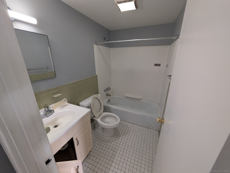 Photo - 285 Madison Ave