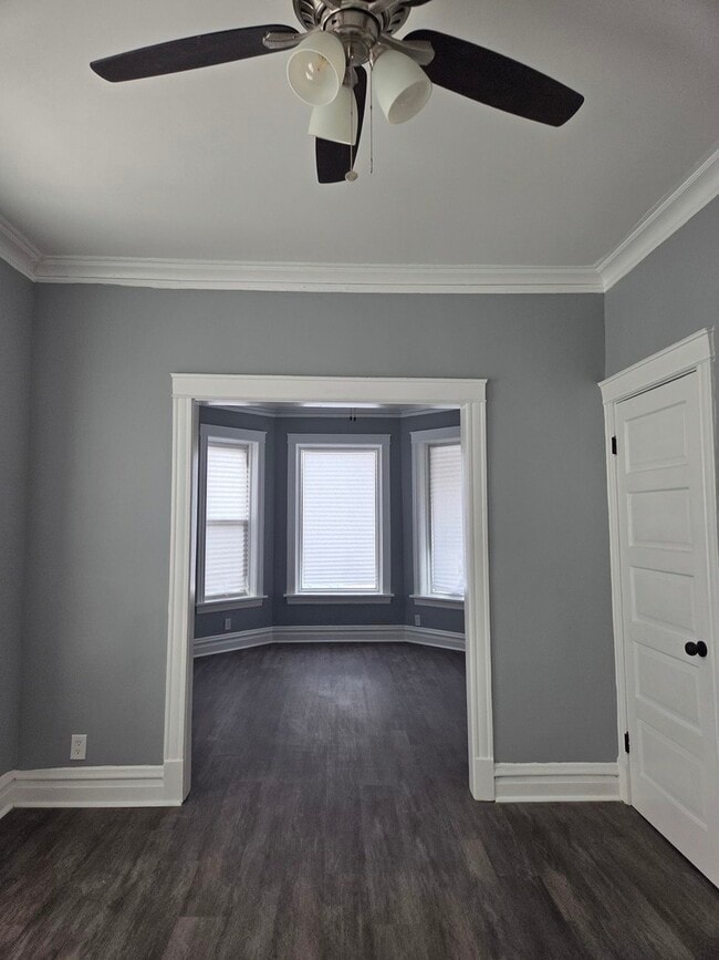 Photo - 1452 W 62nd St