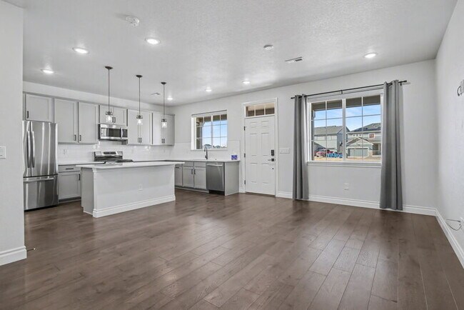 Photo - 16806 E 118th Dr