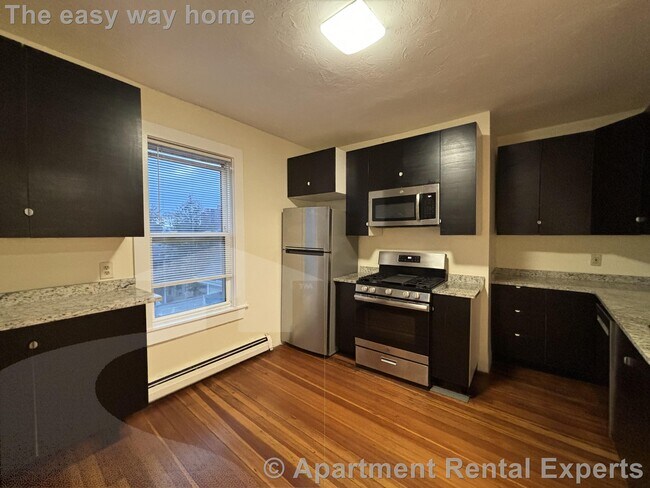 Photo - 66 Pleasant St Unidad #3