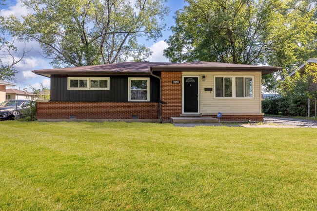 Building Photo - 2859 Stafford Dr Rental