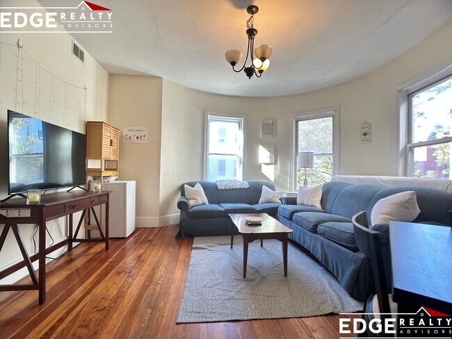 Photo - 6 Carmel St Unit 2