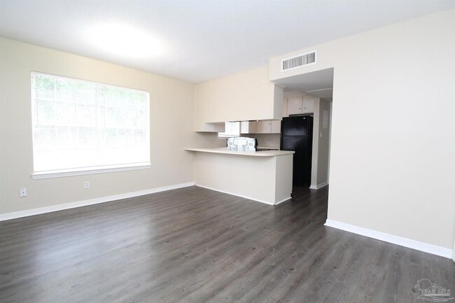 Photo - 10151 Guidy Ln