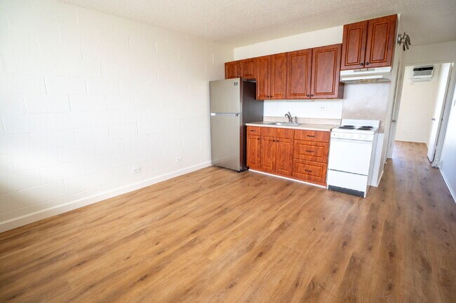 Photo - 2122 Lime St Unidad 705