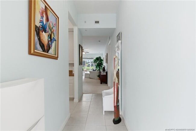 Photo - 1 Harbour Isle Dr E Unit 104