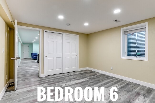 Building Photo - 15054 E Dartmouth Ave Unit 6
