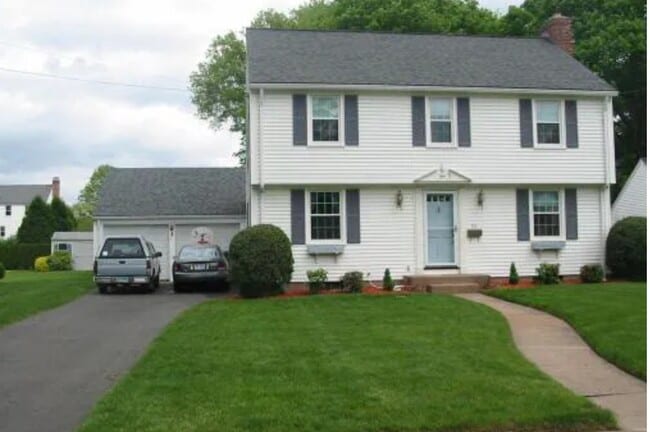 Photo - 90 Birchwood Rd House