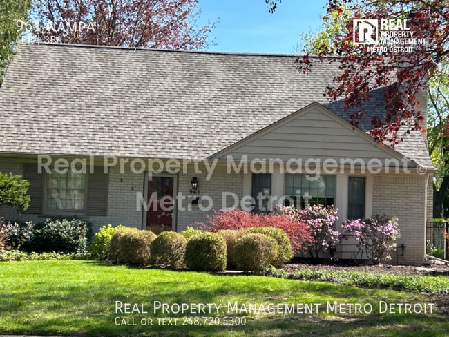 Building Photo - 961 Nampa-