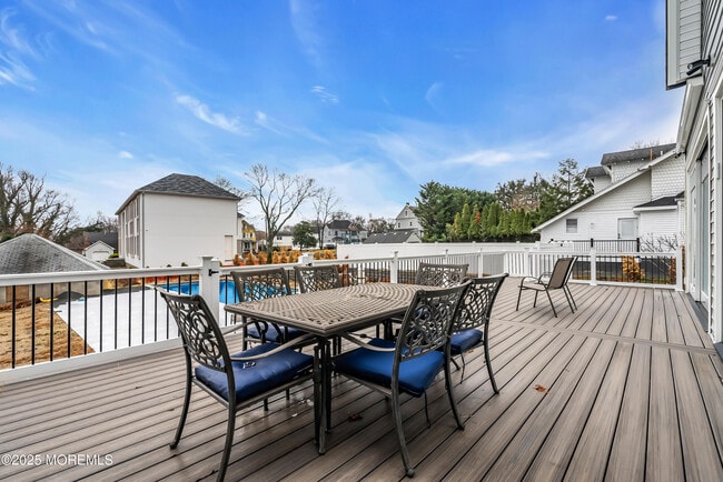 Photo - 1039 Norwood Ave