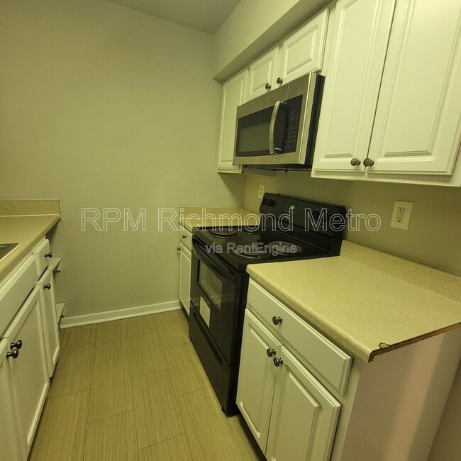 Photo - 3530 E Richmond Rd