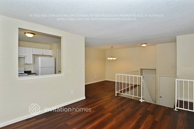 Photo - 17634 Snowberry Way