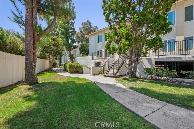 Photo - 18225 Kingsdale Ave Unidad 212