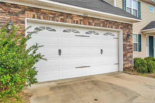 Photo - 4 Bedroom 2.5 Bathroom