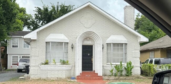 Building Photo - 6814 Sherman St Rental