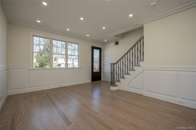 Photo - 7 Victoria Ln Unit B