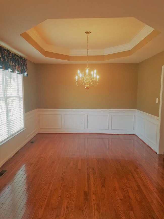 Photo - Beautifully maintained 3 bedroom 2 bath contemporary in highly sought after Birkdale subdivision.