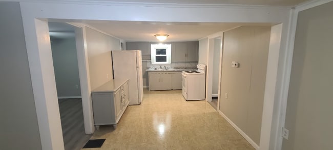 Photo - 261 Sunnyside Ave