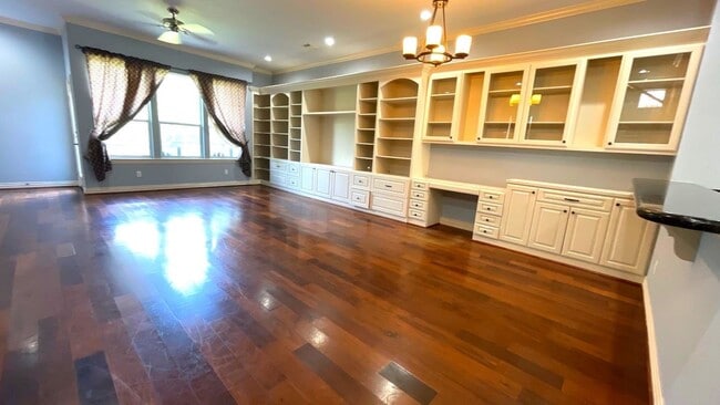 Photo - 89 Sidney St