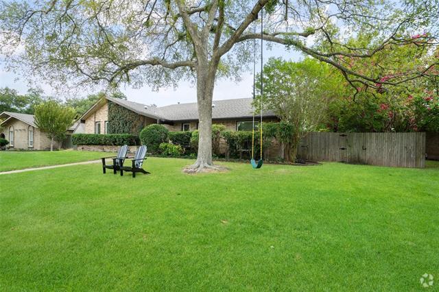 Building Photo - 6732 Hillwood Ln Rental