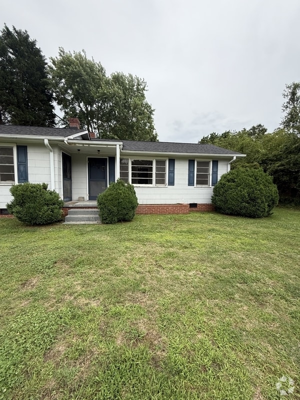 Building Photo - 40 Echols Dr Rental