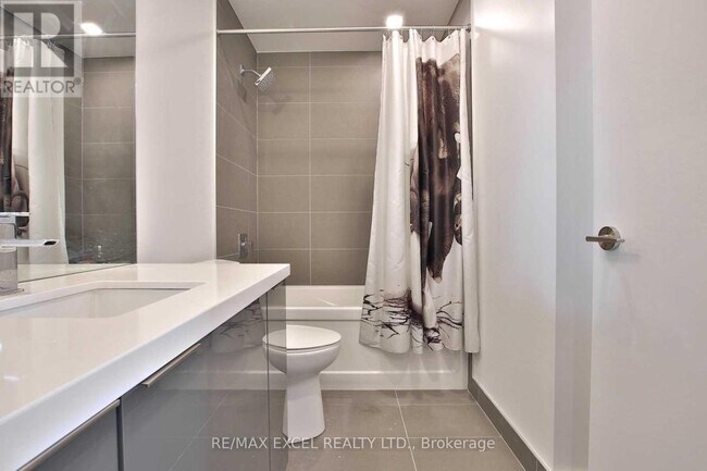 Photo - 8 Eglinton Ave E Unit 2407