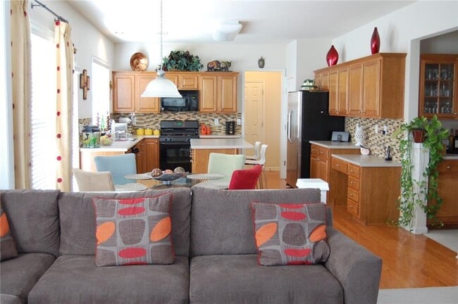 Photo - 8025 Friarbridge Dr
