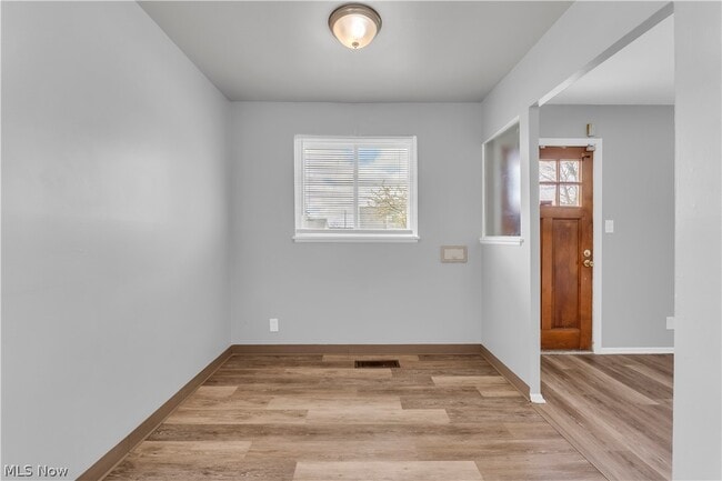 Photo - 17401 Wayne Dr