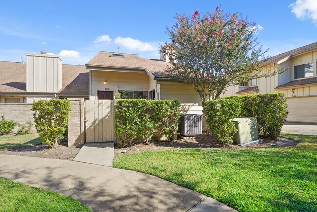 Photo - 3208 Windchase Blvd