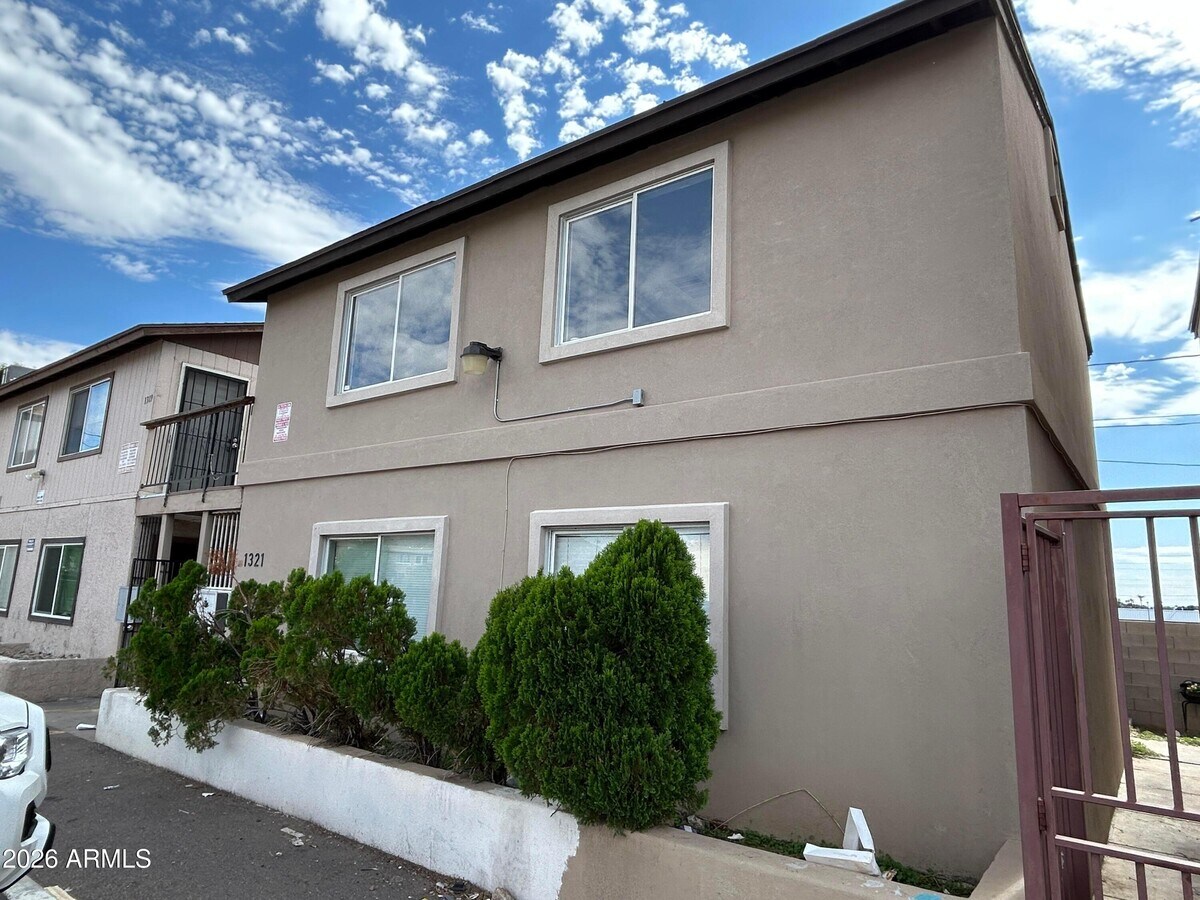 Photo - 1321 W Vogel Ave Unit 7