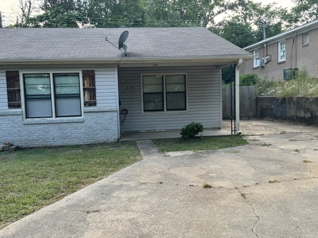 Photo - 218 Pekin St
