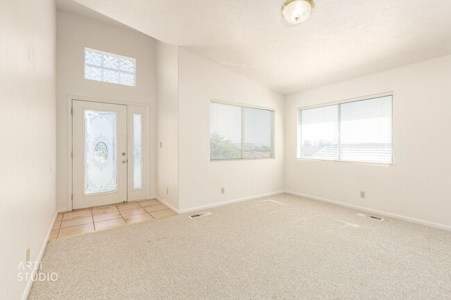 Photo - 3 Bedroom, 2 Bathroom Home on Truman Drive