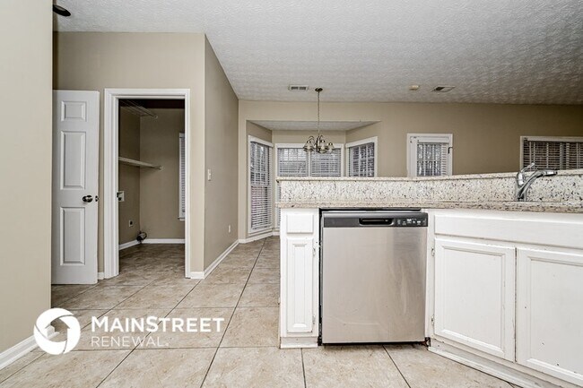 Photo - 8418 Waverly Dr