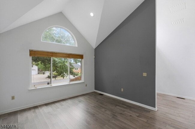 450 Vanderveer Rd