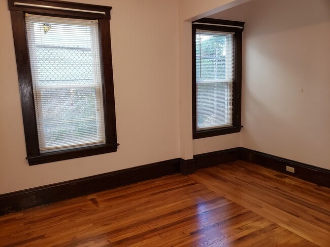 Photo - 21 Waverly St Unit 4-L