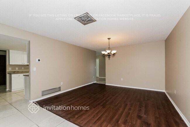 Photo - 8900 Phyliss Ave