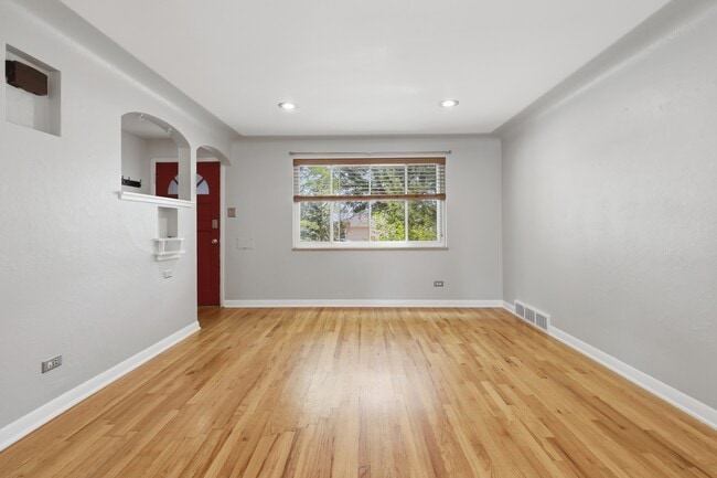 Photo - 1316 Ivanhoe St Unit 1