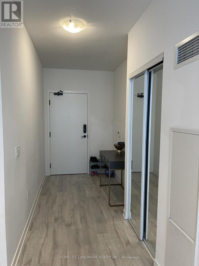 Photo - 121 Lower Sherbourne St Unit 1042 SW