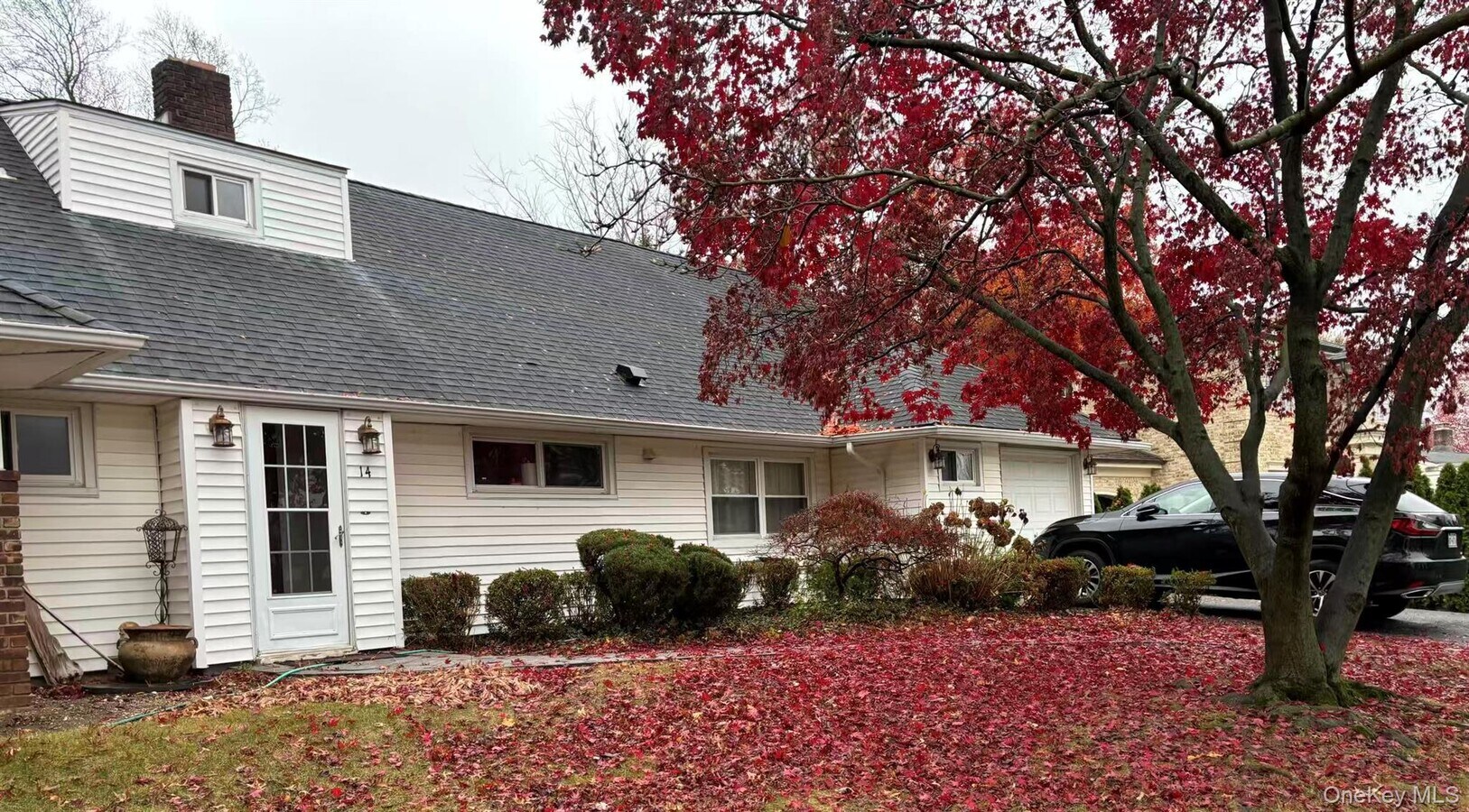 Photo - 14 Peachtree Ln
