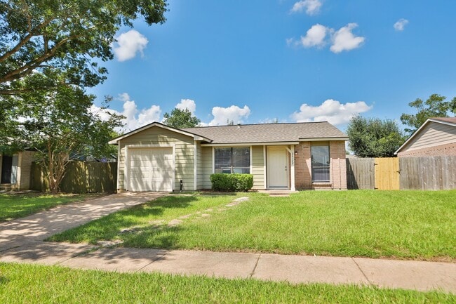 Building Photo - 24122 4 Sixes Ln Rental